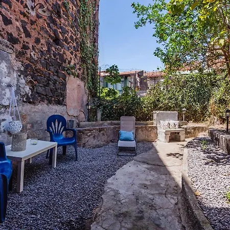 Sicilian Mood - Garden House In The Ceter *