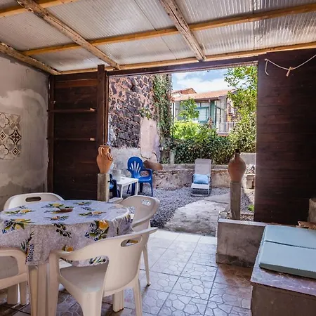Sicilian Mood - Garden House In The Ceter Catania